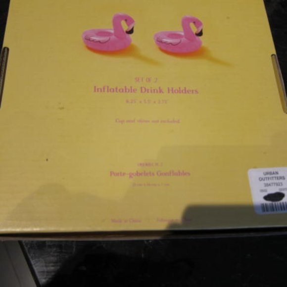 Flamingo Inflatable Drink Holders (2) BNWT - Picture 2 of 3